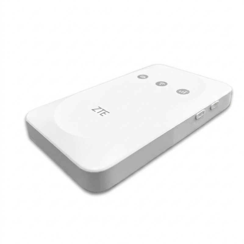 مودم 4G LTE قابل حمل زد تی ای مدل ZTE MF935 با باتری 2000 میلی‌آمپر، پشتیبانی از اتصال همزمان 8 دستگاه، وای‌فای 802.11b/g/n باند 2.4 گیگاهرتز، سرعت دانلود 150 مگابیت بر ثانیه و شارژدهی 7 ساعت