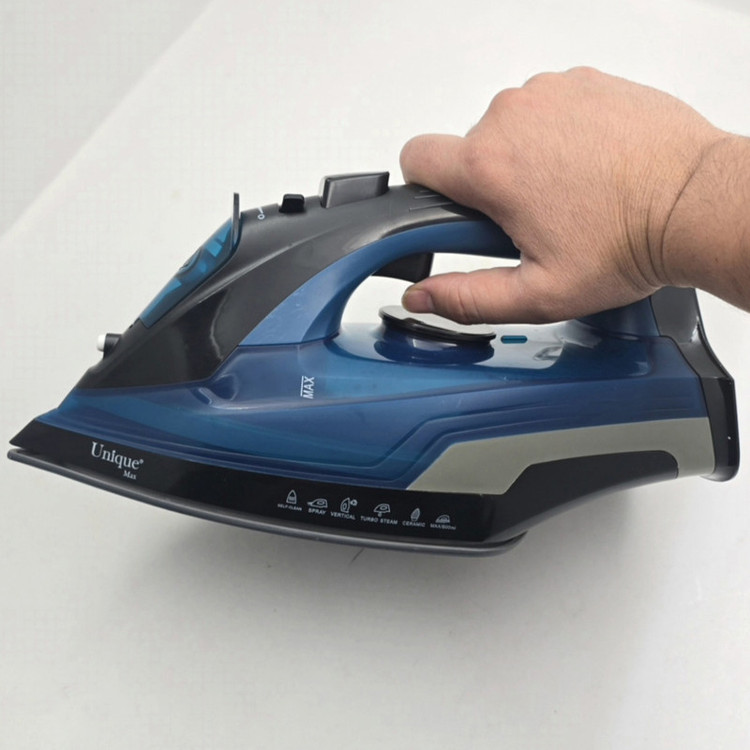 اتو بخار 2800 وات یونیک مکس مدل UM-1580R