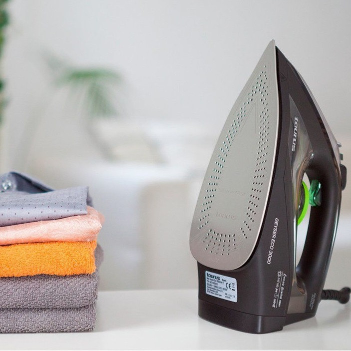 اتو بخار تاروس مدل geyser-eco3000